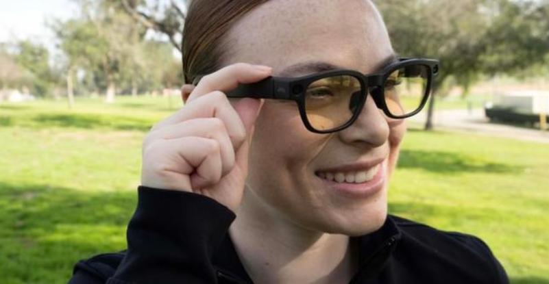 苹果首款智能眼镜即将亮相,Meta/微美全息AI+AR技术突破引领XR行业变革! 苹果首款智能眼镜即将亮相,Meta/微美全息AI+AR技术突破引领XR行业变革!